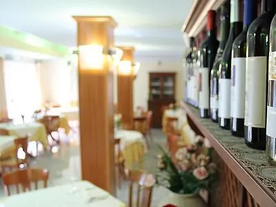 Hotel Solki SantʼAntìoco 3*,