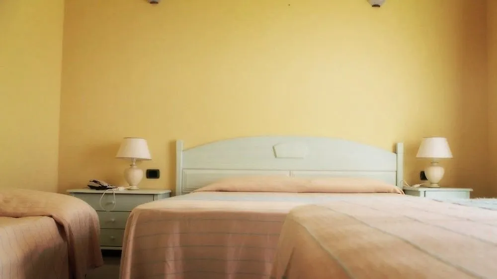 Hotel Solki Sant'Antioco 3*,  Italy